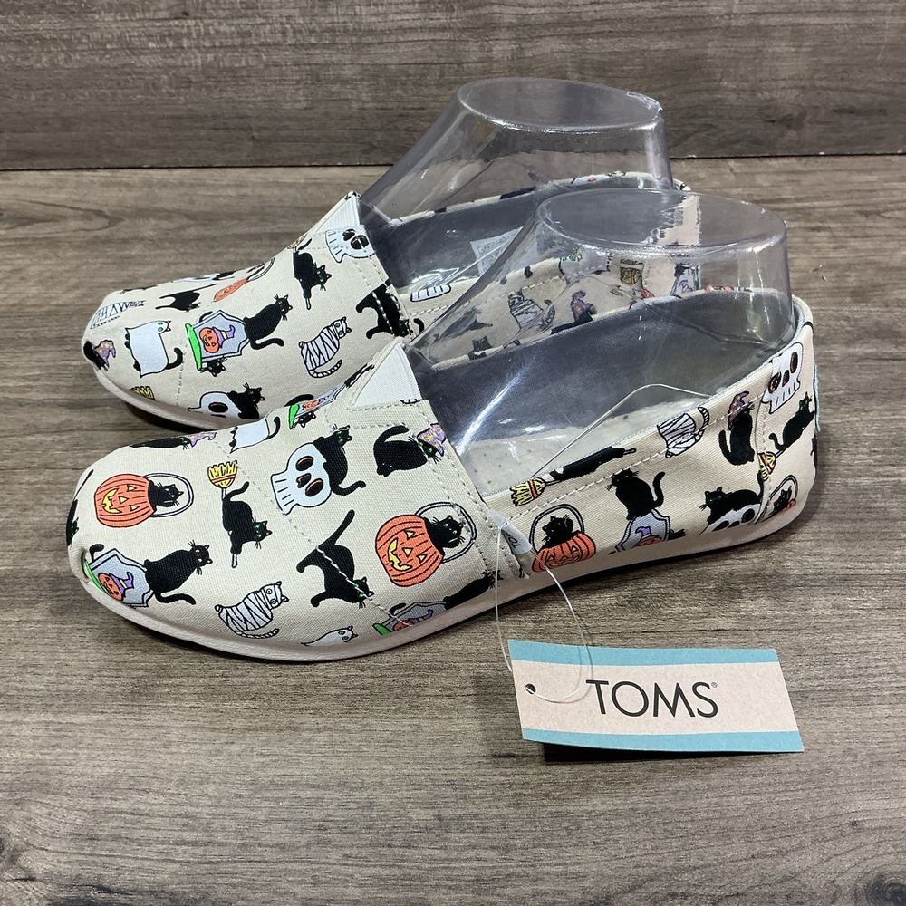 TOMS Belmont Halloween Flats Pumpkins Skulls Cats Slip on Shoes Women's Size 6